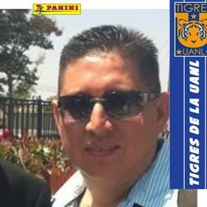 Meet your Posher, Carlos